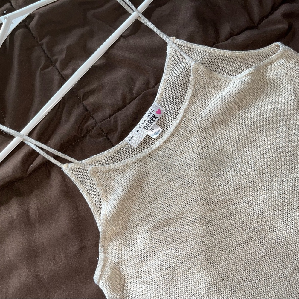 i’m in love with derek flowy crochet tank top size small